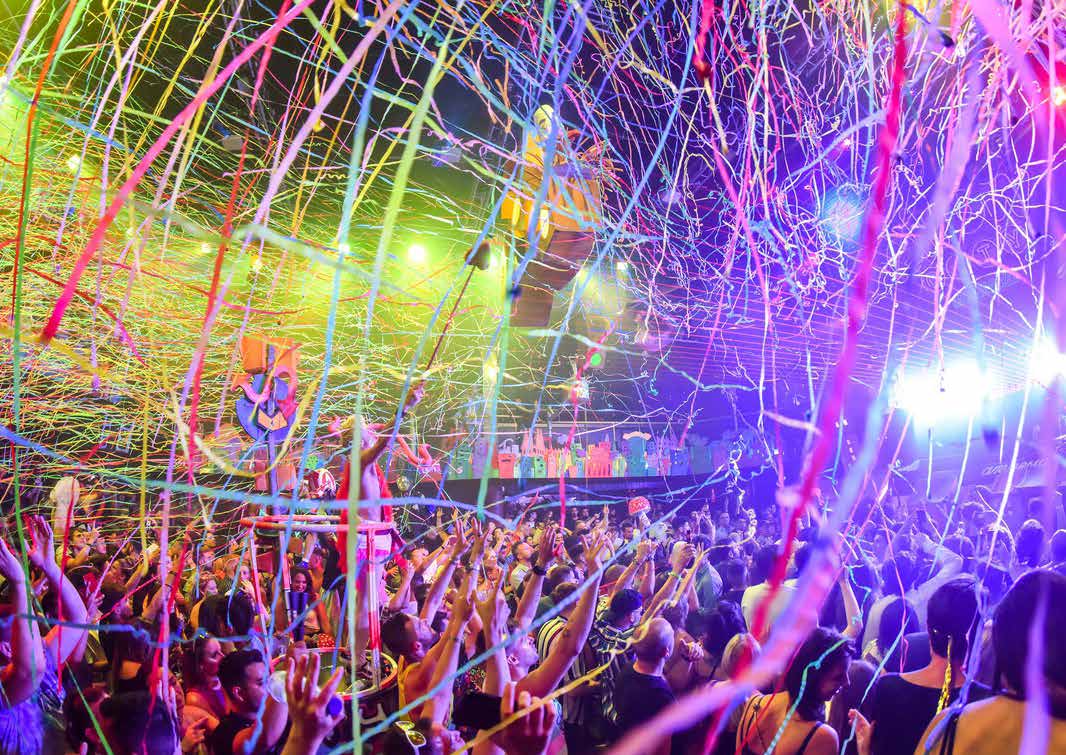 Extravaganza streamers dansfeest DOCK 3