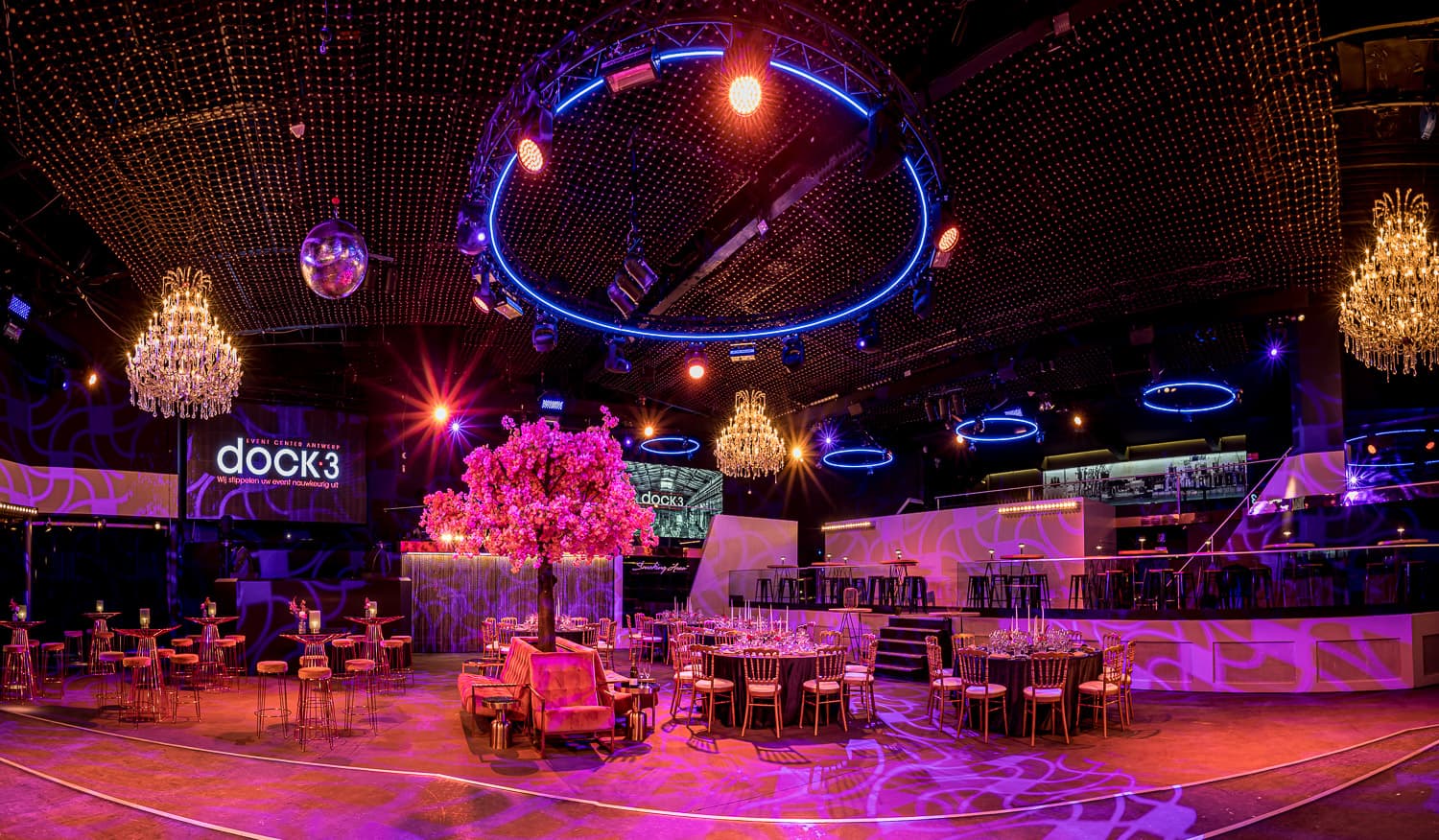 Main Room bij DOCK 3